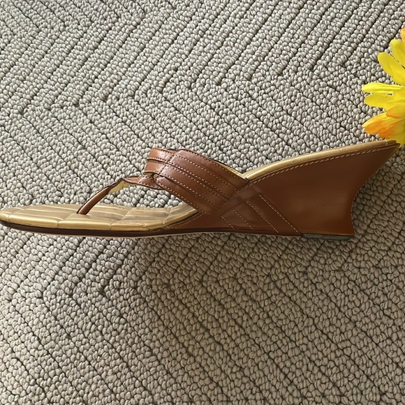 COLE HAAN Women's Wedge Sandals - Picture 5 of 5